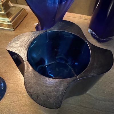 Sale Photo Thumbnail #317: Viking Glass Epic Line Four-Petal Vase