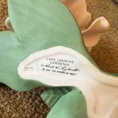 Sale Photo Thumbnail #598: Franklin Mint Cape Jasmine Gardenia Figurine