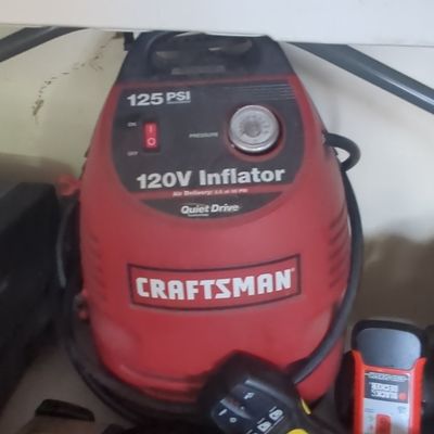 Sale Photo Thumbnail #1038: Craftsman 120V Inflator