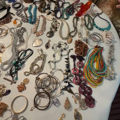 Sale Photo Thumbnail #106