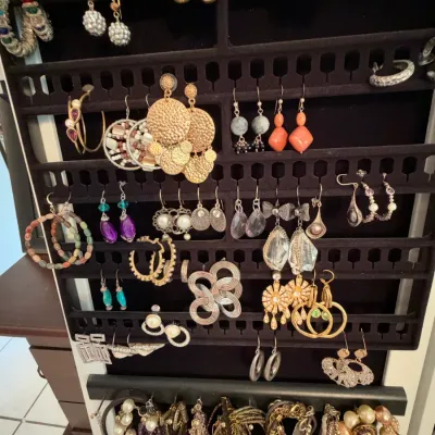 Sale Photo Thumbnail #80