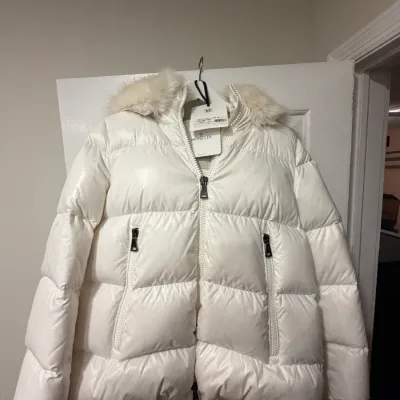 Sale Photo Thumbnail #60