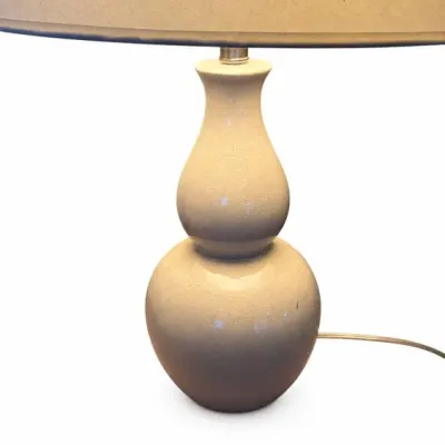Cream Double-gourd Table Lamp With Shade