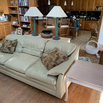 Sale Photo Thumbnail #117