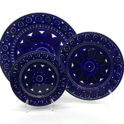 Arabia Finland “Valencia” plates, 7 3/4, 10 and 13”