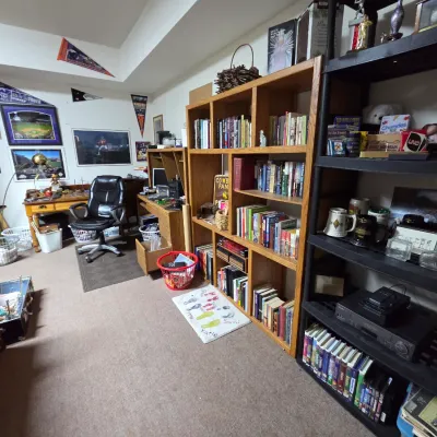 Sale Photo Thumbnail #154