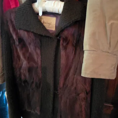 Sale Photo Thumbnail #196