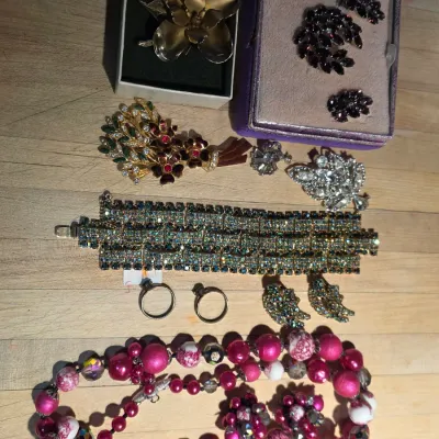 Sale Photo Thumbnail #79