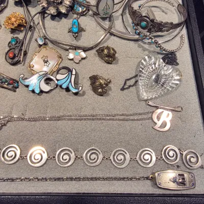 Sale Photo Thumbnail #60