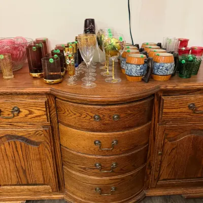 Sale Photo Thumbnail #25: Beautiful vintage  glassware.