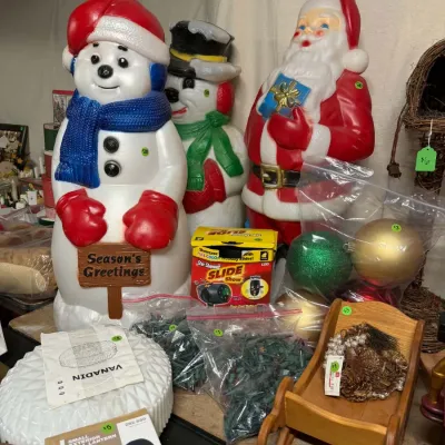 Sale Photo Thumbnail #32: Vintage Christmas blow molds!
