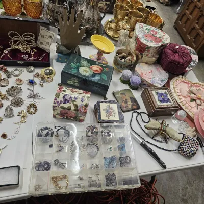 Sale Photo Thumbnail #69