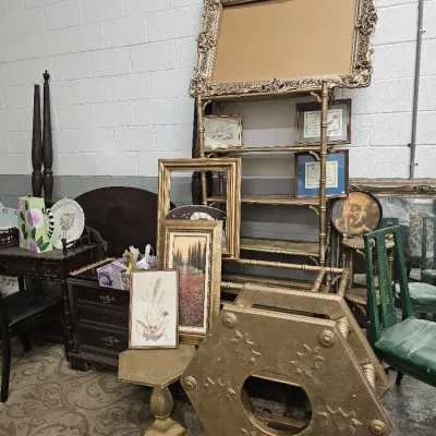 Sale Photo Thumbnail #73