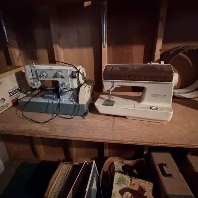  ? **A Little Vintage Sewing Nostalgia!** Two vintage sewing machines, including a Singer Creative Touch, just waiting for someone who...