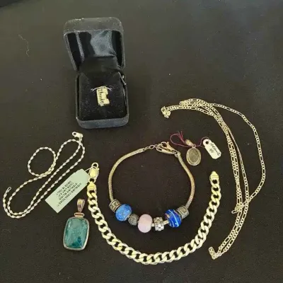 Sale Photo Thumbnail #3: Sw196v sterling bracelets chains charm and pendants