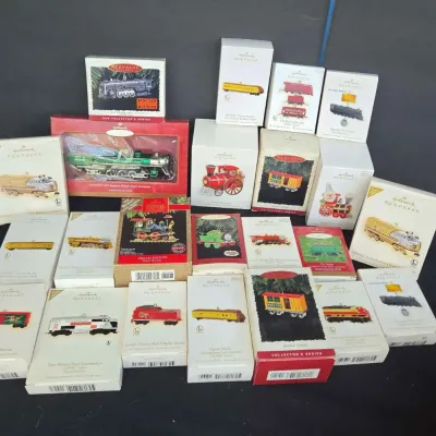 Sale Photo Thumbnail #109: Sw192 hallmark christmas keepsake and train ornaments