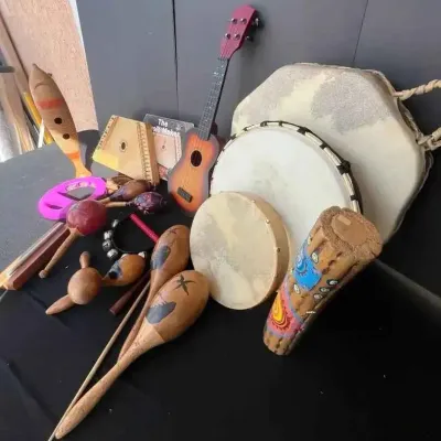 Sale Photo Thumbnail #78: Sw158 collection of handheld musical instruments