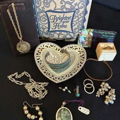 Sale Photo Thumbnail #14: Sw238v sterling pendant with stone silver toned jewelry more