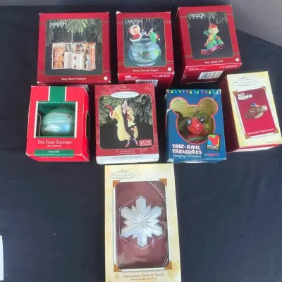 Sale Photo Thumbnail #48: Sw128 hallmark christmas ornaments 2