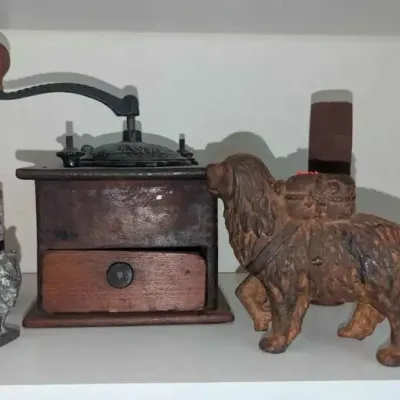 Sale Photo Thumbnail #59: Sw139 cast iron and wood items