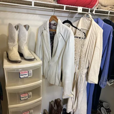 Sale Photo Thumbnail #105
