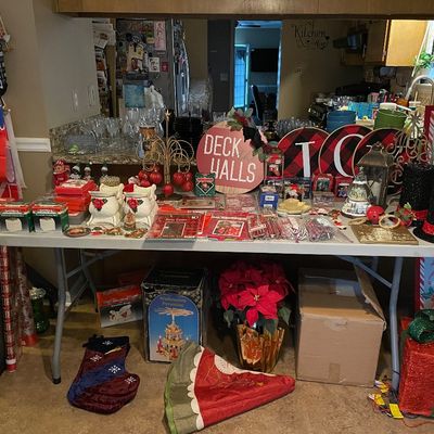 Sale Photo Thumbnail #120: Christmas selection