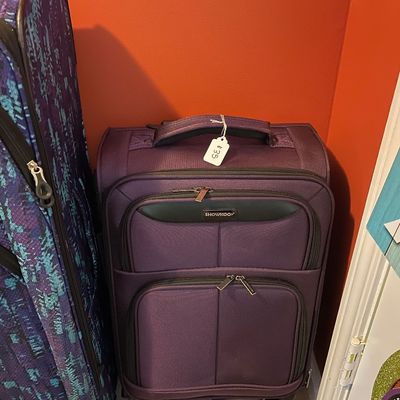 Sale Photo Thumbnail #31: Suitcase