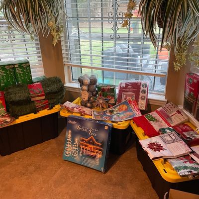 Sale Photo Thumbnail #113: Christmas selection