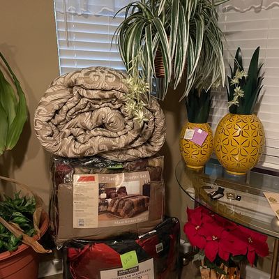 Sale Photo Thumbnail #102: King size comforter sets