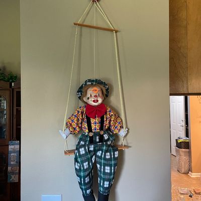 Sale Photo Thumbnail #48: Home decor, clown