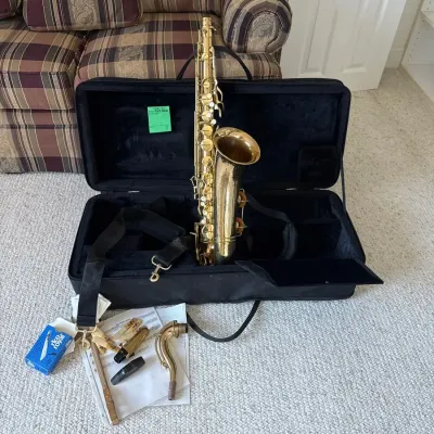 Buescher Aristocrat Saxophone with Case