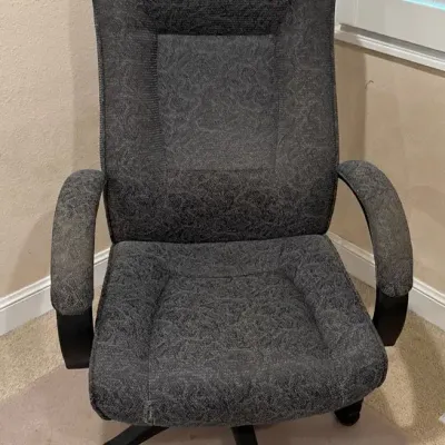 Office Chair in Grey Fabric, 27 1/2” x 27” x 43”