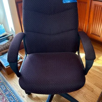 Office Chair, 26” x 24” x 45”