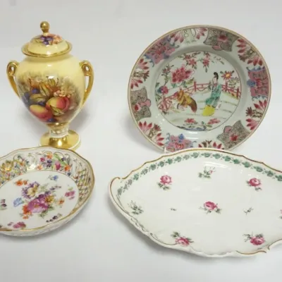 Sale Photo Thumbnail #31: 1031	GROUP OF ASSORTED CHINA INCLUDING AYNSLEY ENGLAND COVERED URN, RICHARD GINORI OVAL DISH, ROSE MEDALION, ETC																																																																																																																																															