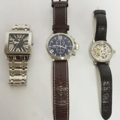 Sale Photo Thumbnail #55: 1055	3 VINTAGE INVICTA & SWISS LEGEND WRIST WATCHES																																																																																																																																																																																																												
