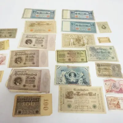 Sale Photo Thumbnail #118: 1118	GROUP OF ASSORTED FOREIGN PAPER CURRENCY																																																																																																																																																																																																																		
