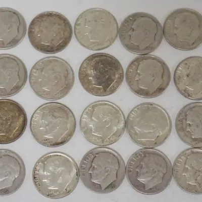 Sale Photo Thumbnail #73: 1073	GROUP OF 20 1964 & EARLIER ROOSEVELT DIMES																																																																																																																																																																																																																