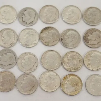 Sale Photo Thumbnail #64: 1064	GROUP OF 20 1964 & EARLIER ROOSEVELT DIMES																																																																																																																																																																																																																