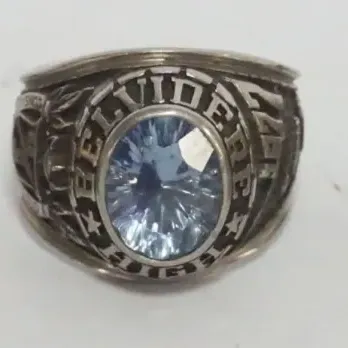Sale Photo Thumbnail #45: 1045	3 HIGH SCHOOL CLASS RINGS																																																																																																																																																																																																																																	