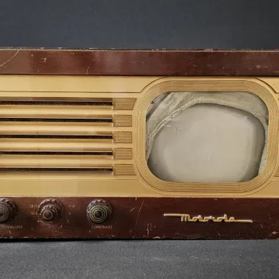 Vintage Mid-Century Motorola Tabletop Television with Original Screen Magnifier... Rare Collectible!