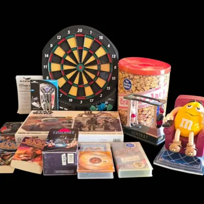 Vintage Collectibles: Cast Iron Bank, Star Wars & More!