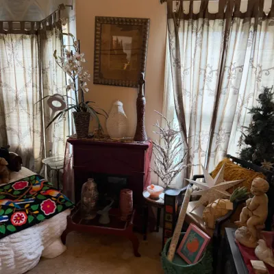 Sale Photo Thumbnail #372