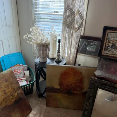 Sale Photo Thumbnail #322