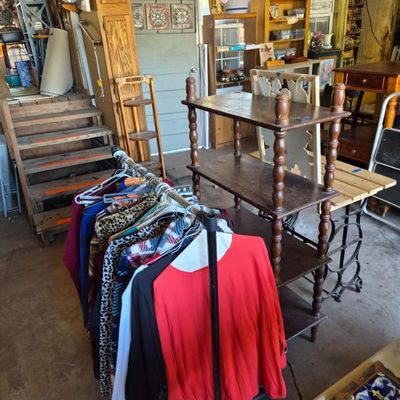 Sale Photo Thumbnail #177