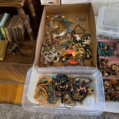 Sale Photo Thumbnail #65