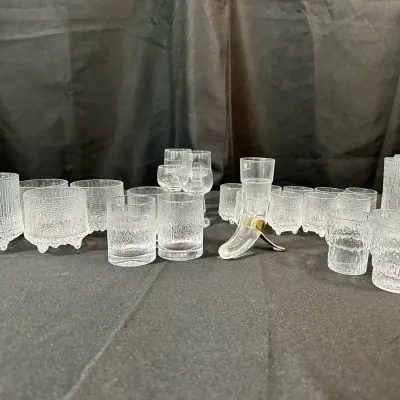 Iittala Ultima Thule Finnish Glassware Collection | Textured Crystal Drinking Glasses & More