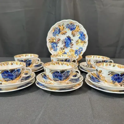 Lomonosov Imperial Porcelain | Golden Garden Pattern | Teacups, Saucers & Dessert Plates