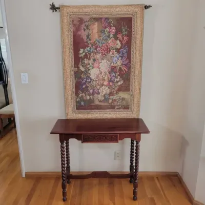 Vintage Barley Twist Leg Wood Accent Table With Drawer & Floral Wall Tapestry