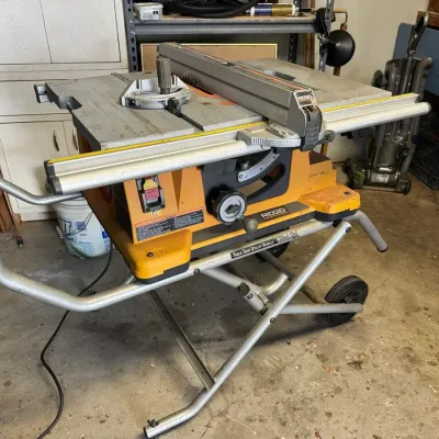 RIDGID 10” Table Saw | Model TS2410LS | Folding Rolling Utility Stand & Rip Fence