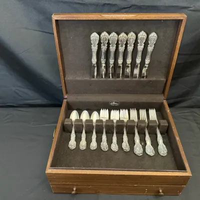 Reed & Barton Francis I Sterling Silver Flatware | 31 Pieces 